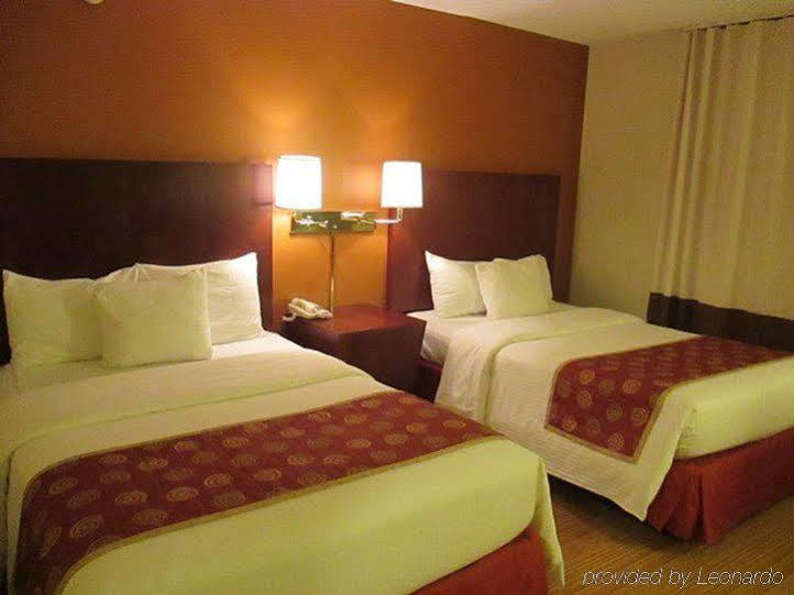 Red Carpet Inn And Suites Plymouth Εξωτερικό φωτογραφία