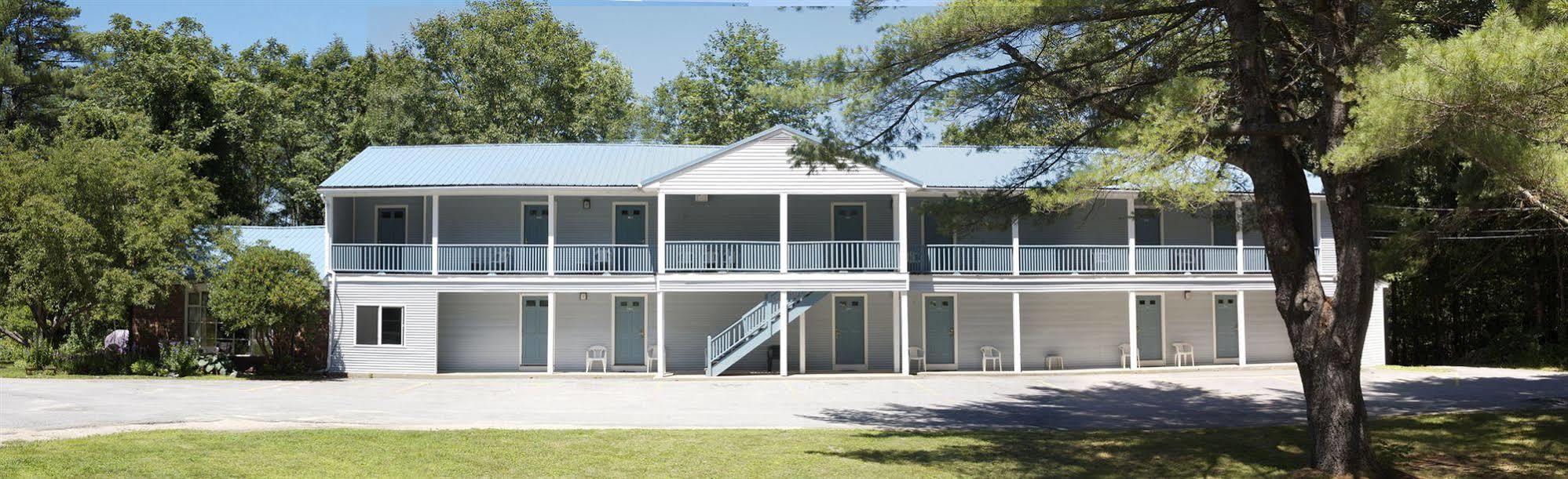 Red Carpet Inn And Suites Plymouth Εξωτερικό φωτογραφία